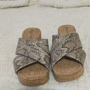 Donald pliner snake skin wedges